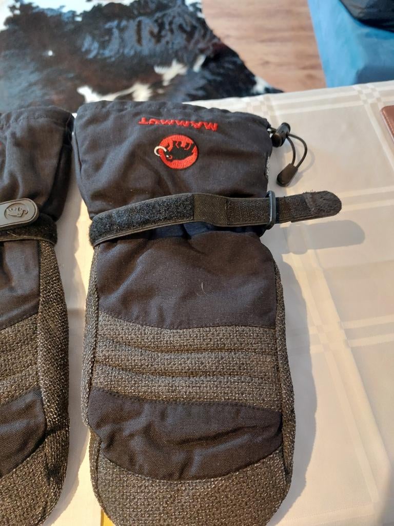 Mammut Wanten - Ideaal voor wintersport, Maat 38/40 (M), Overige typen, Ophalen of Verzenden, Zo goed als nieuw