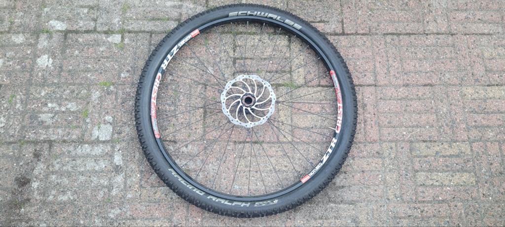 Stan's notubes ZTR Crest 29" Lefty wiel, Fietsen en Brommers, Fietsonderdelen, Ophalen of Verzenden, Band