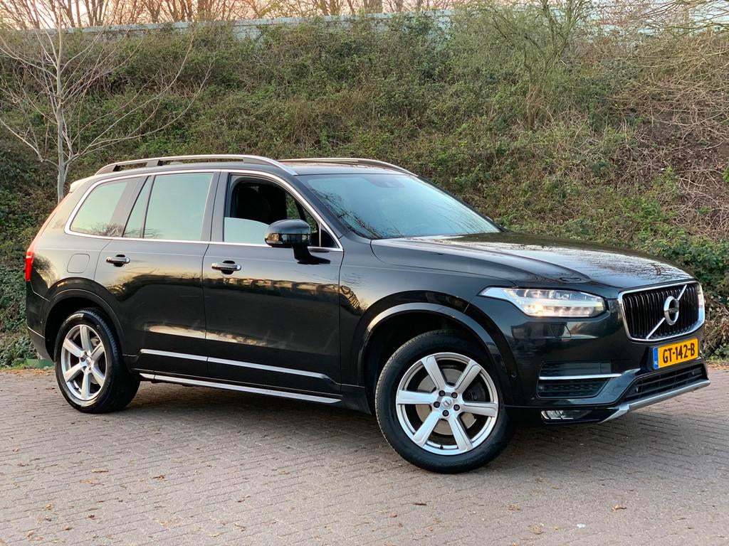 Volvo XC90 2.0 D5 AWD R-Design 224PK 7 PERS DEALER ONDERHOUD, Auto's, Gebruikt, Euro 6, 4 cilinders, 1969 cc