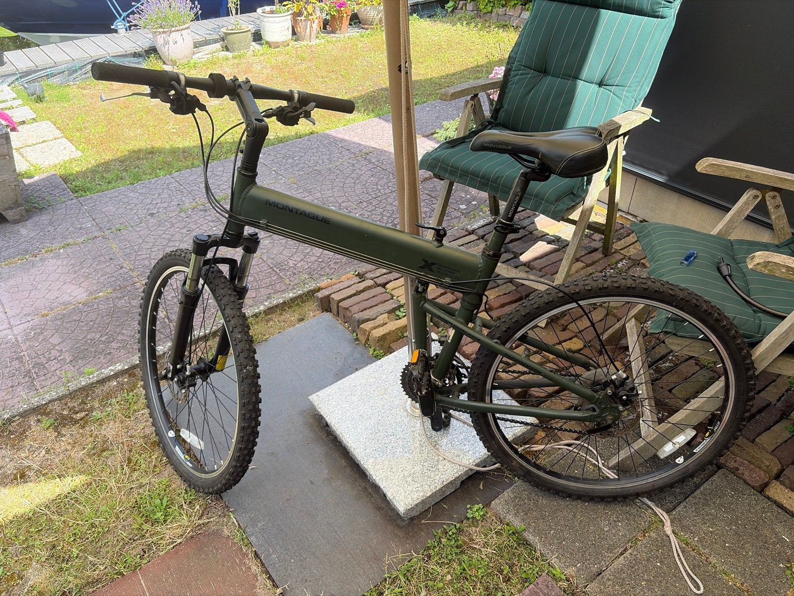 Montague Vouwbare Mountainbike - Legeruitvoering, 20 inch of meer, Versnellingen, Zo goed als nieuw, Totaal opvouwbaar