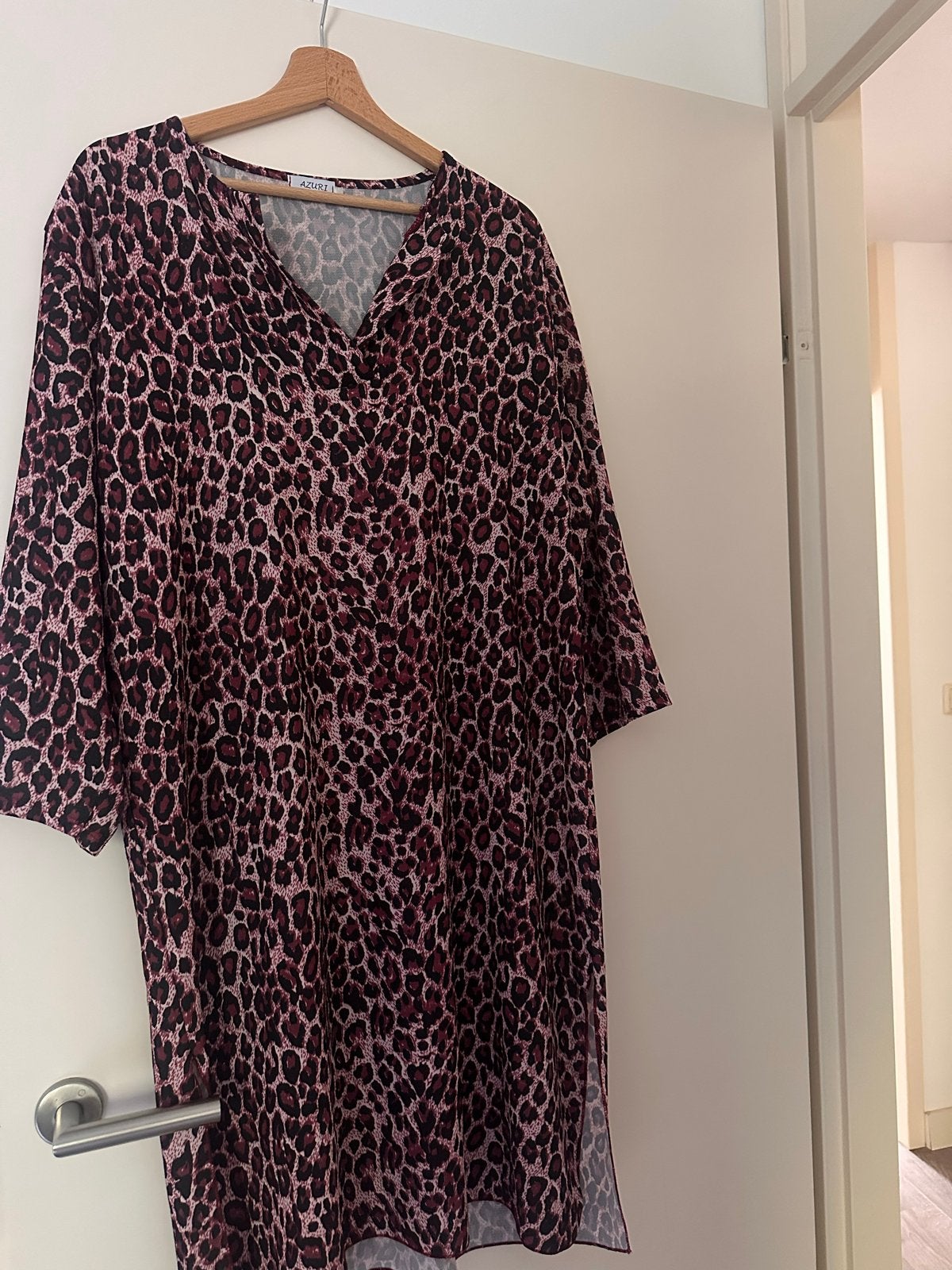 Azuri Woman Luipaardprint Jurk - Zo goed als nieuw, Maat 42/44 (L), Zo goed als nieuw, Onder de knie, Meerkleurig