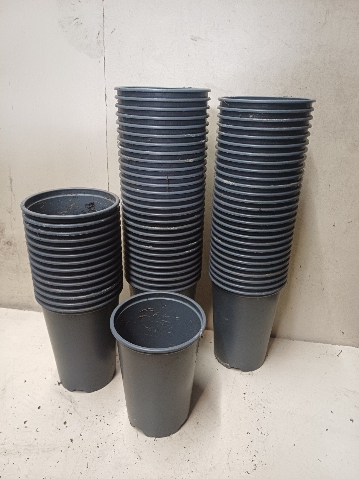 Hoge kweekpotten plantenpotten bloempotten 2 liter, Kunststof, Gebruikt, Rond, Ophalen of Verzenden