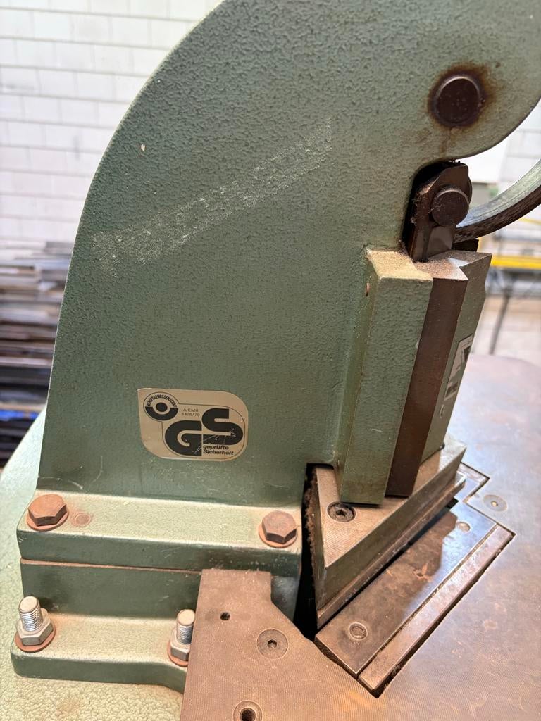Hoekuitknipper met onderstel, Doe-het-zelf en Verbouw, Ophalen, Gebruikt
