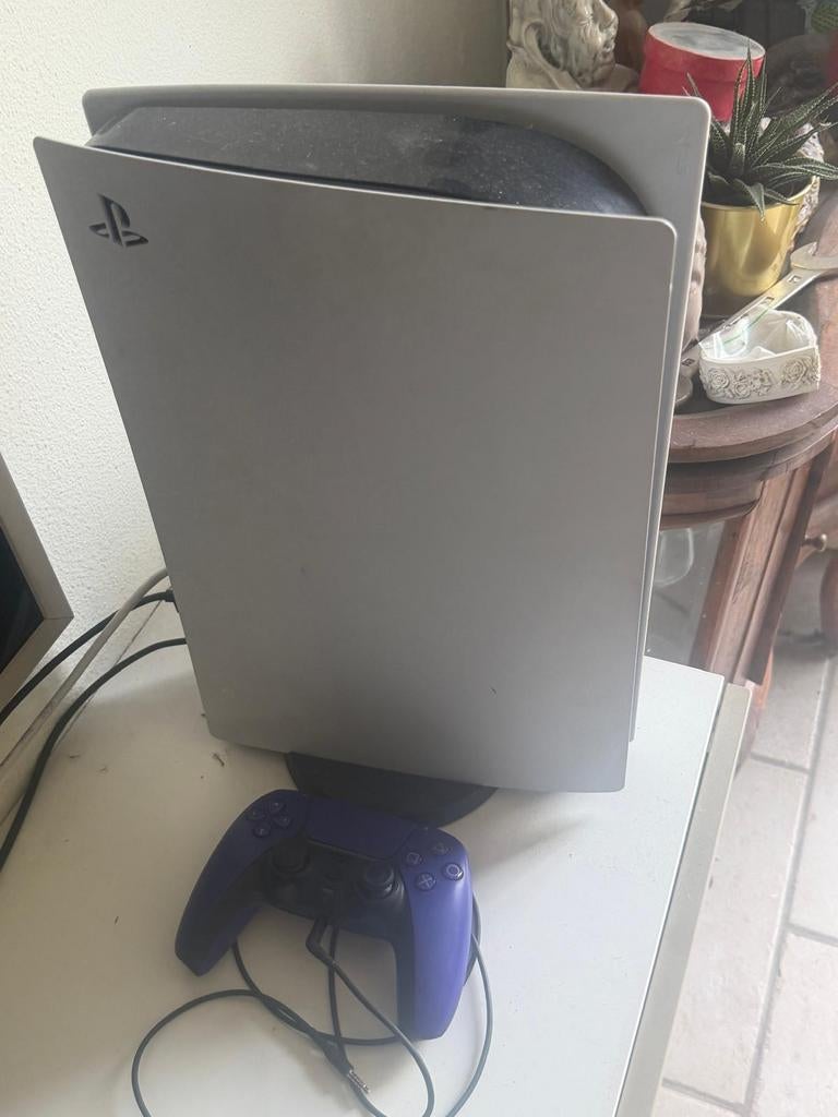 Nette PS5 met 2TB opslag en controller, Spelcomputers en Games, Spelcomputers | Sony PlayStation 5, Ophalen of Verzenden, Zo goed als nieuw