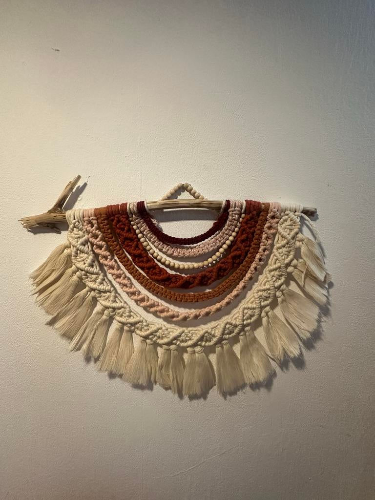 Handgemaakte Macramé Wandhanger - Boho Stijl, Ophalen of Verzenden, Zo goed als nieuw