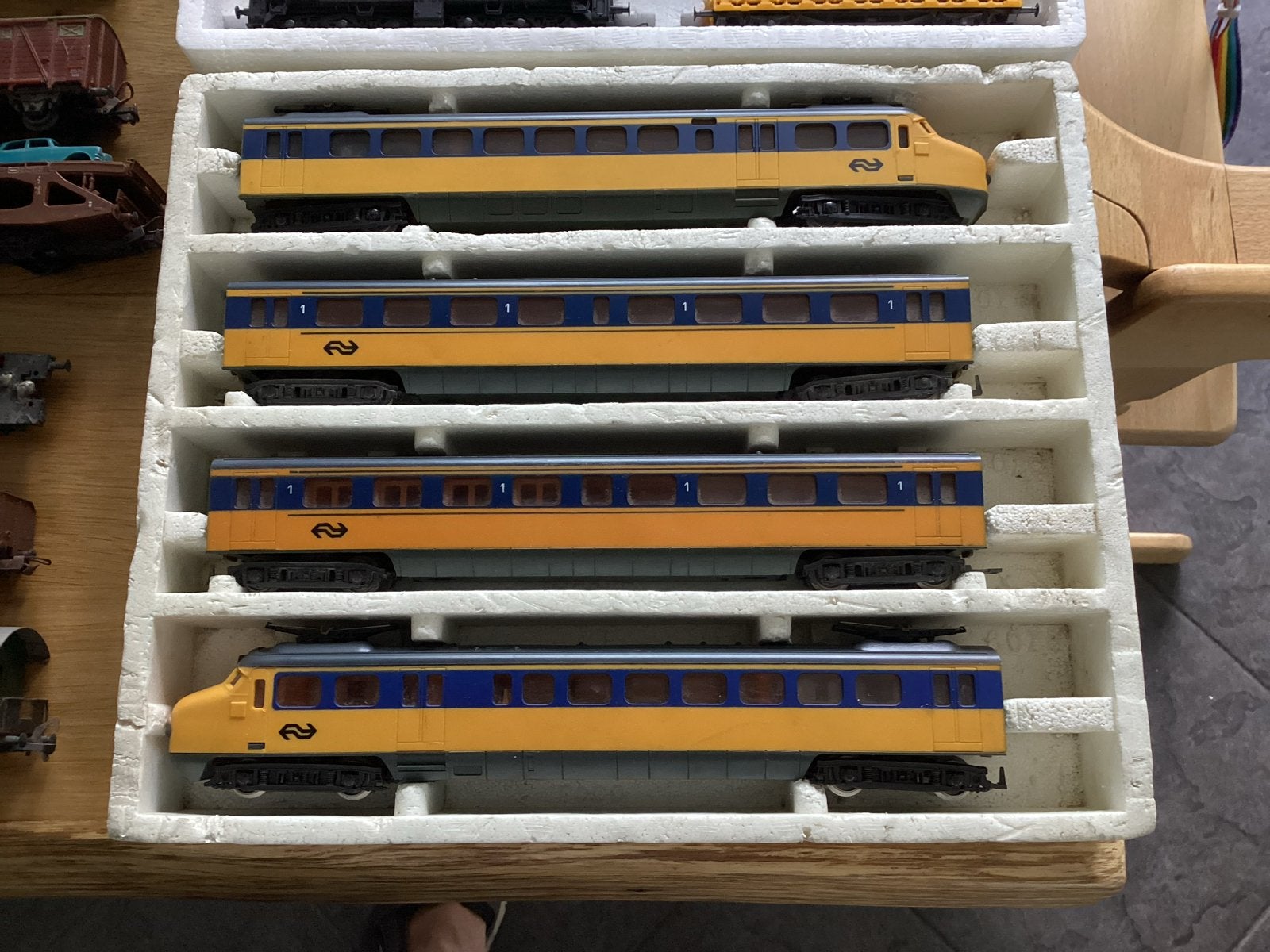 Grote collectie modeltreinen, rails, gebouwen en toebehoren, Overige merken, Wisselstroom, Ophalen of Verzenden, NS