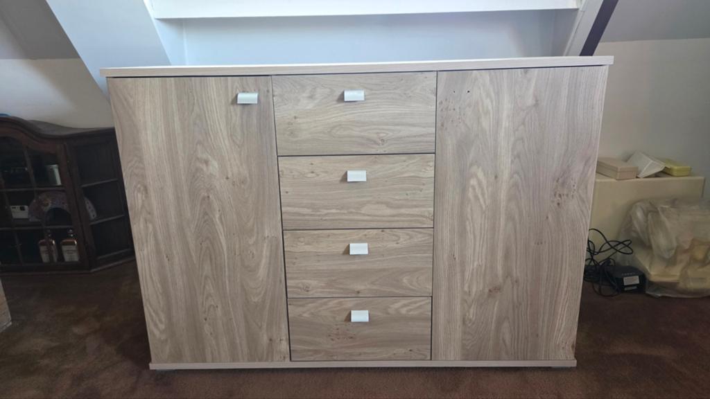Kast/dressoir in eikenkleur, Ophalen, Gebruikt, Tweepersoons