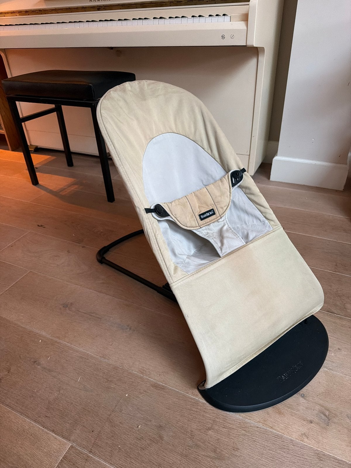 BabyBjörn Wipstoel Bliss - Beige, Kinderen en Baby's, Wipstoeltjes, Overige merken, Gebruikt, Wipstoel, Ophalen of Verzenden