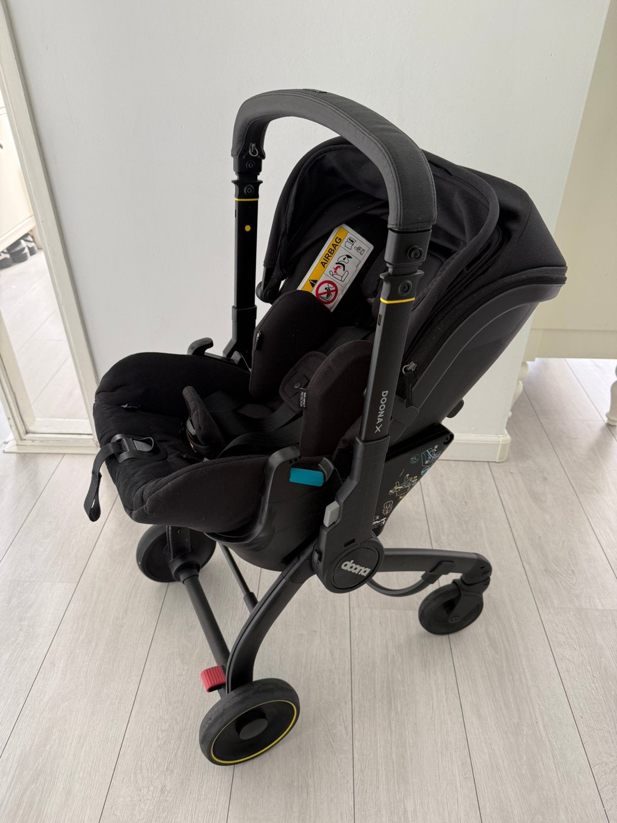 Doona X autostoel & kinderwagen in 1, Ophalen, Zo goed als nieuw