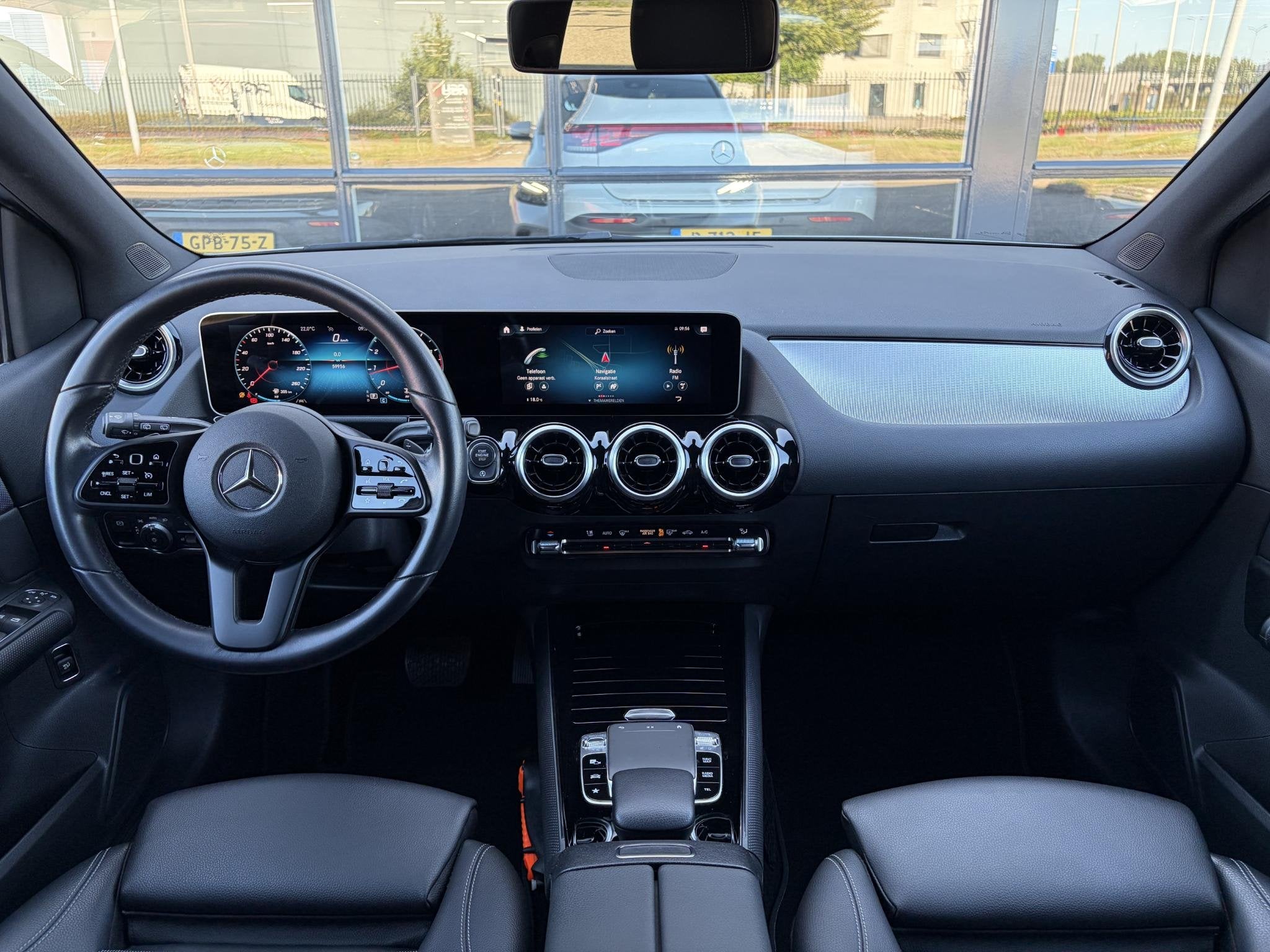 Mercedes-Benz B-klasse 180 Business Solution, Auto's, 12 maanden, 136 pk, Gebruikt, 4 cilinders