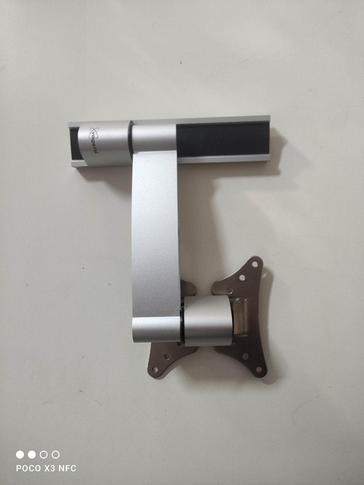 Vogel's VFW 326 SILVER TV Beugel - Zilver, Ophalen of Verzenden, Zo goed als nieuw