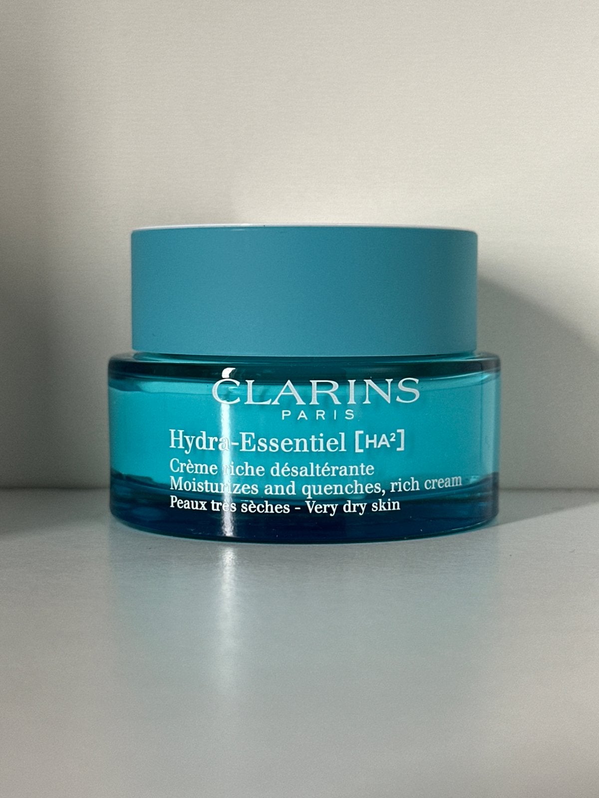 Clarins Hydra-Essentiel Rich Cream for Very Dry Skin 50 ml, Sieraden, Tassen en Uiterlijk, Ophalen of Verzenden, Nieuw, Gehele gezicht