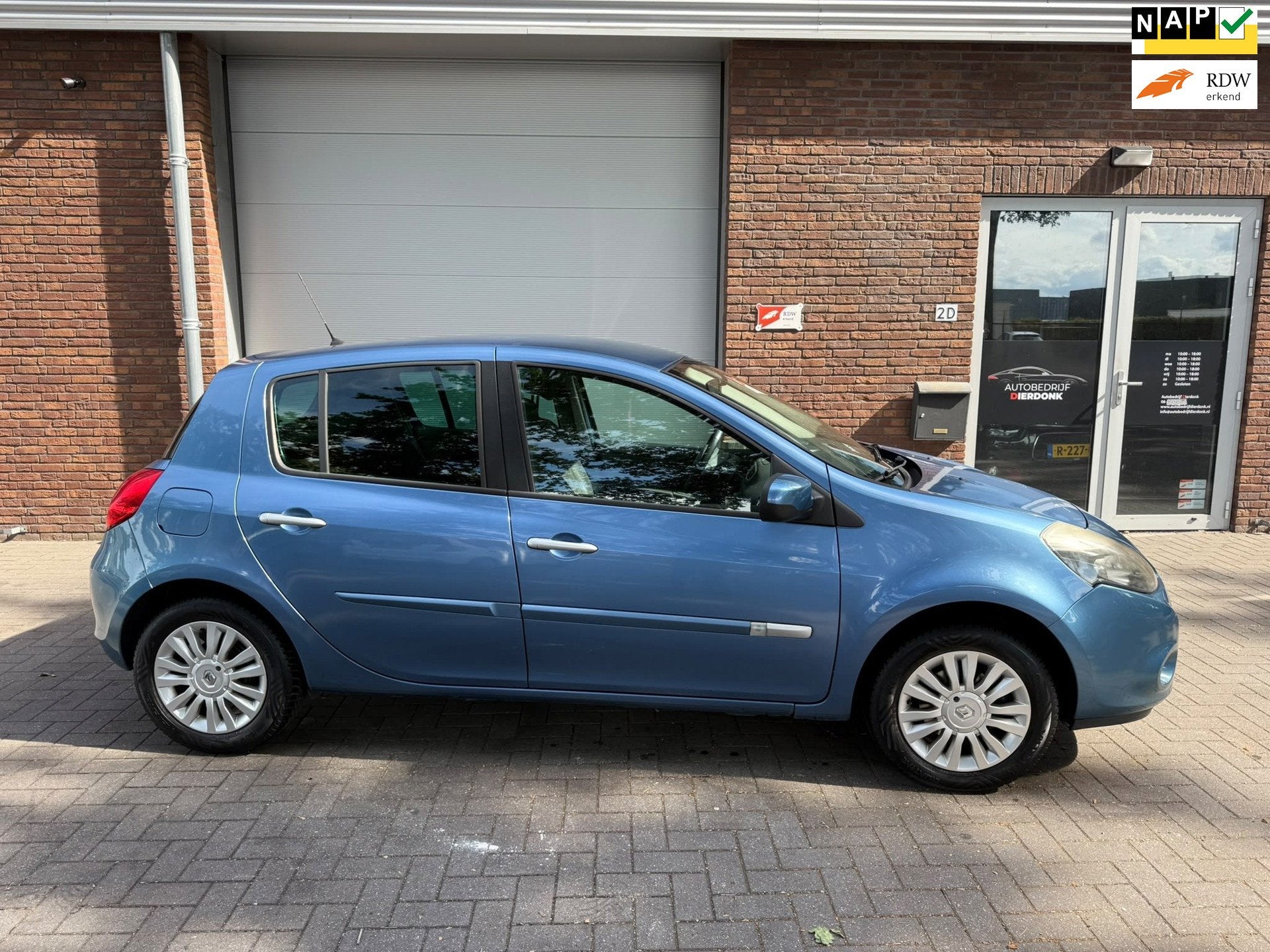 Renault Clio 1.2 TCe Collection|AIRCO|NIEUWE APK|LEUKE AUTO, Auto's, Voorwielaandrijving, Euro 5, Gebruikt, Zwart