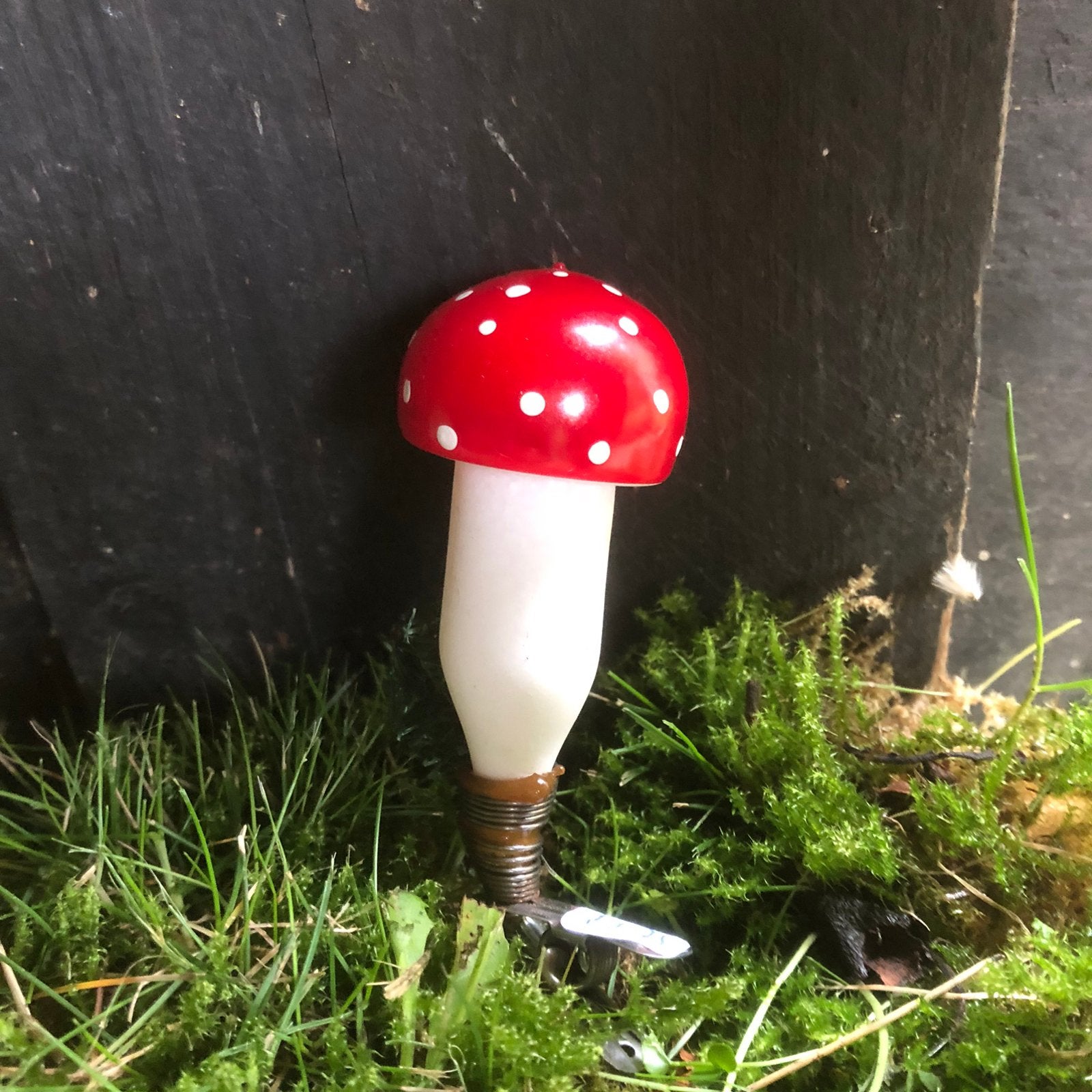 Oude kerstbal paddestoel op knijpertje, Ophalen of Verzenden