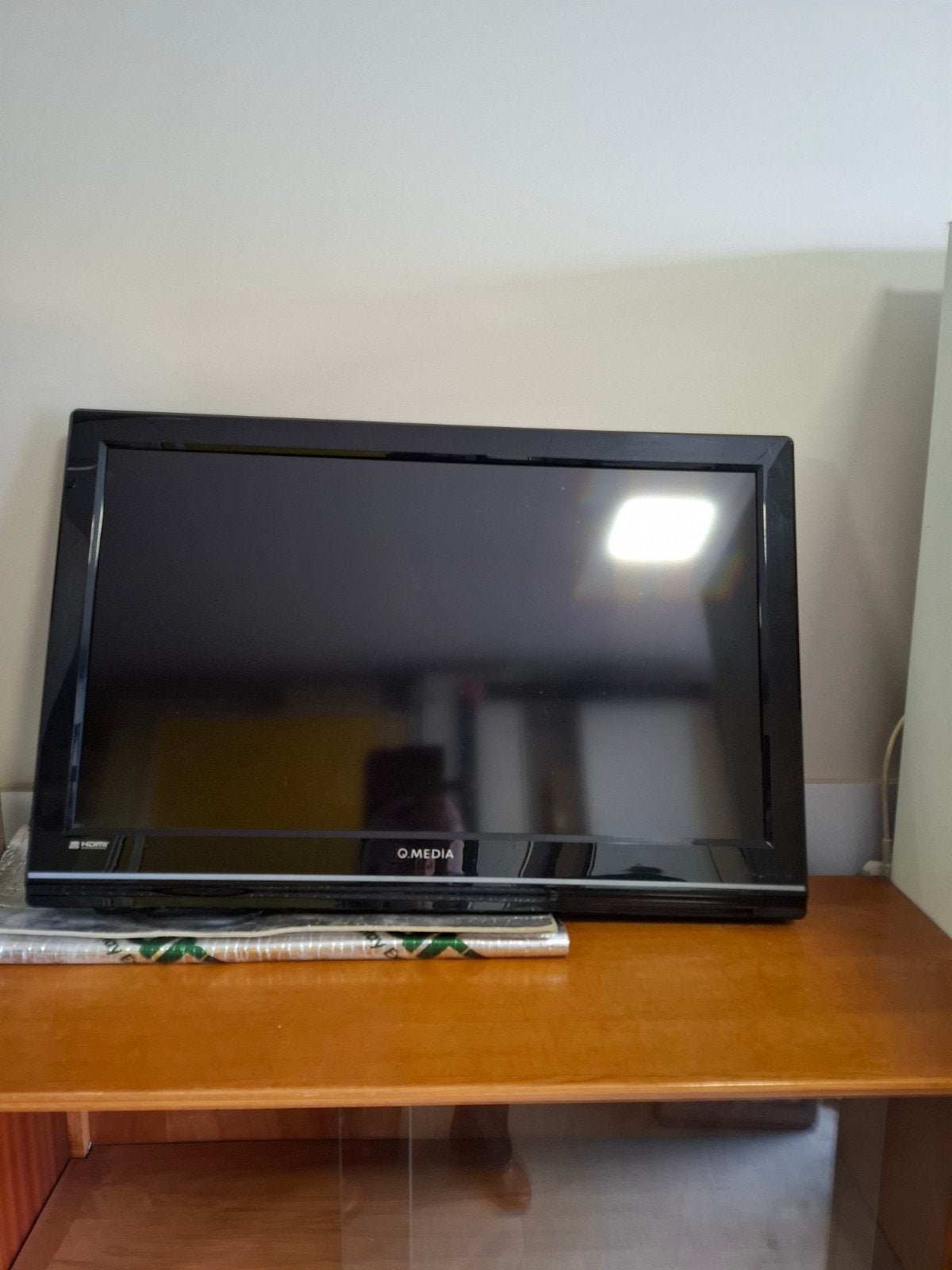 Q media lcd tv 80 cm, Ophalen, Gebruikt, 50 Hz, Overige merken