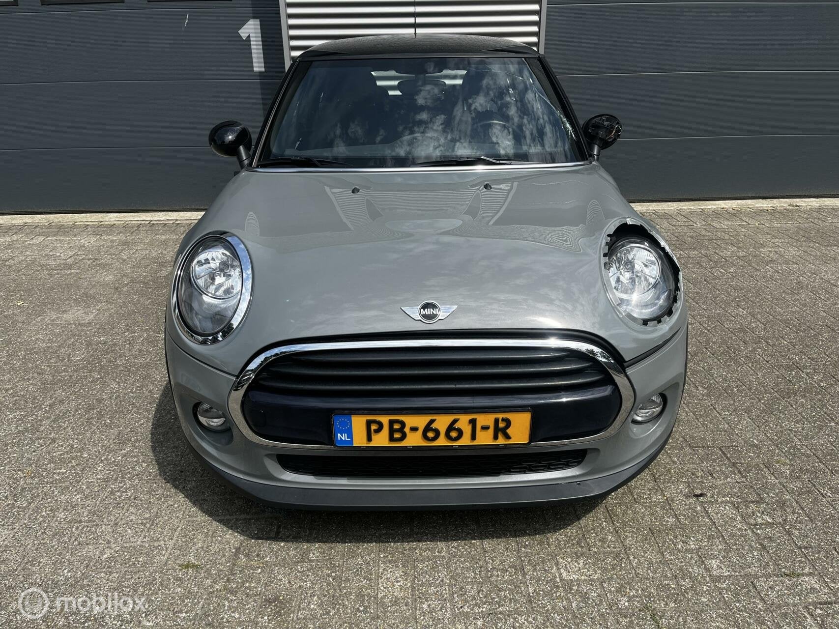Mini Mini 1.5 Cooper NAVI/CRUISE/PDC, Voorwielaandrijving, Gebruikt, Euro 6, 4 stoelen