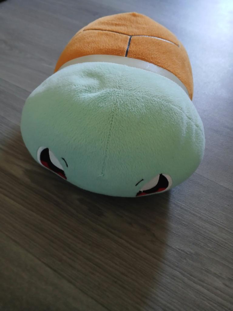 Te koop Pokémon Squirtle pluche, Hobby en Vrije tijd, Verzamelkaartspellen | Pokémon, Ophalen of Verzenden, Nieuw, Overige typen