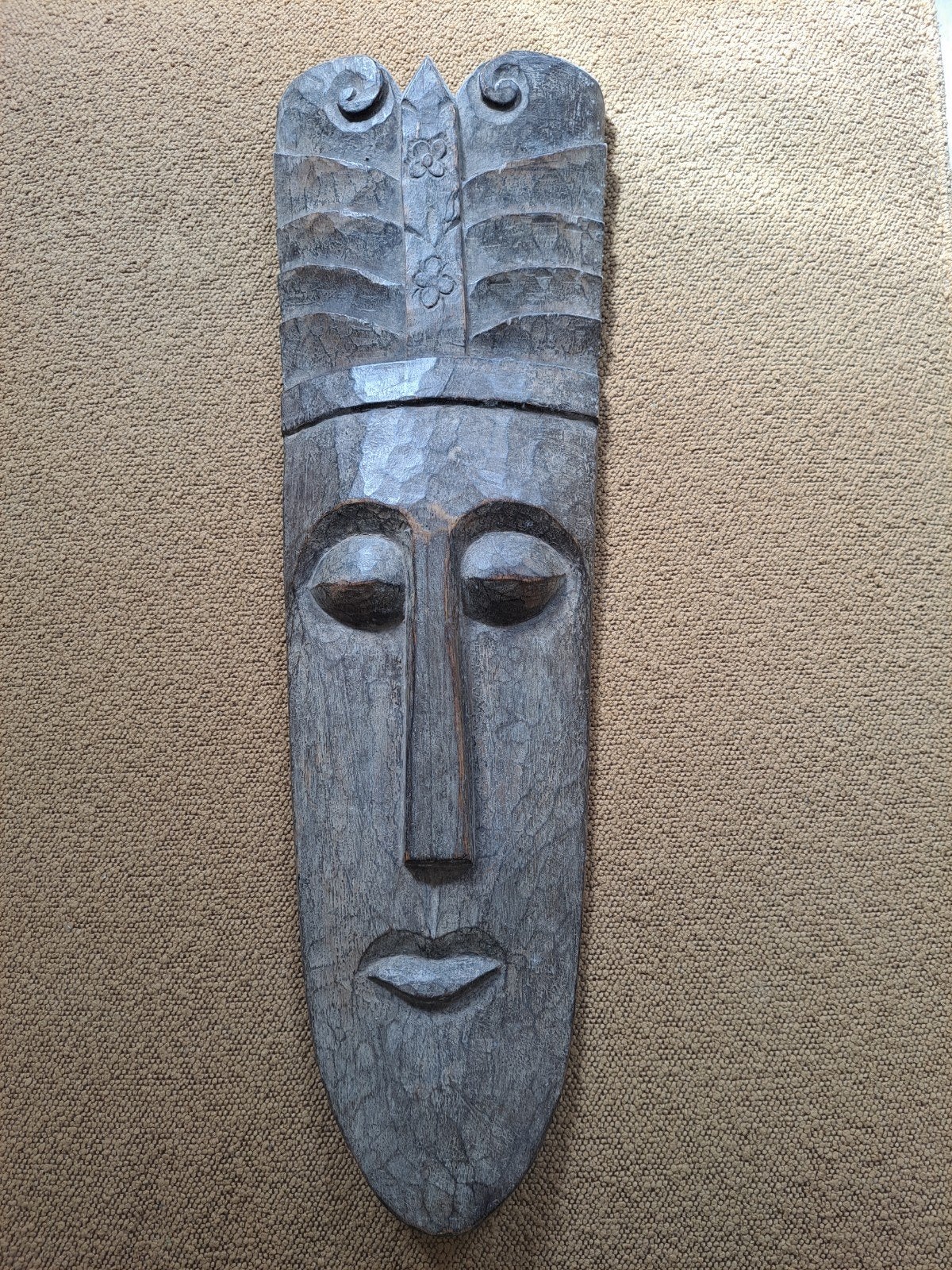 Handgesneden Afrikaans masker van hout met kroon, Hout, Handgemaakt, Bruin, Afrika
