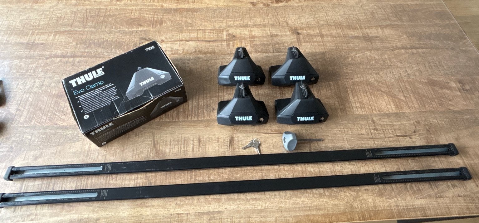 Thule SquareBar 108 dakdragerset met Evo Clamp 7105, Auto diversen, Dakdragers, Ophalen of Verzenden, Zo goed als nieuw