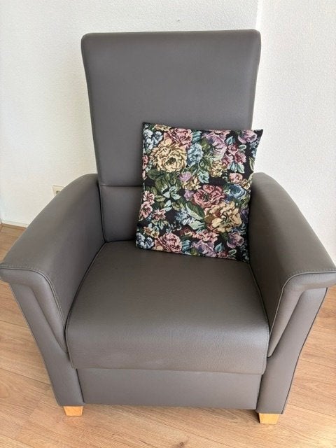 Lederen Fauteuil, Ophalen, Zo goed als nieuw, 50 tot 75 cm, Leer