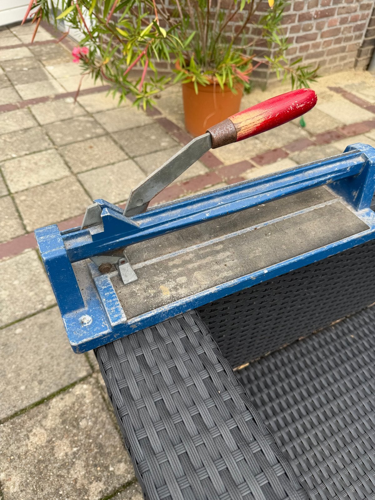 Tegelsnijder - Handgereedschap voor Tegelwerk, Ophalen of Verzenden, Gebruikt, Overige typen
