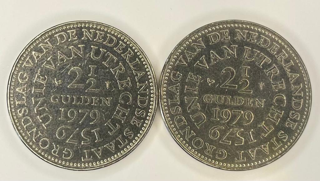 2x Zilveren 2,5 Gulden 1979 Juliana, Koningin Juliana, Setje, Zilver, Ophalen of Verzenden