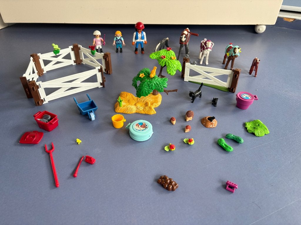 Playmobil 9262 – Onderdelen adventskalender paardrijclub, Kinderen en Baby's, Gebruikt, Complete set, Overige typen, Ophalen of Verzenden