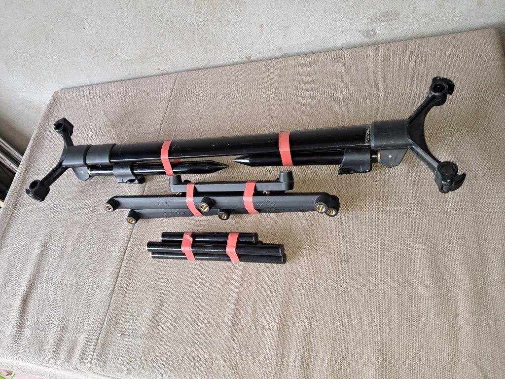 Fox  EOS 3 Rod Pod, Ophalen, Gebruikt, Complete set