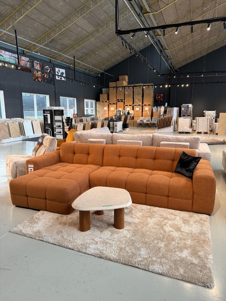 Direct leverbaar| Modern velvet hoekbank  | Showroom Utrecht, Huis en Inrichting, Banken | Bankstellen, Ophalen, Info@trendvortex.com