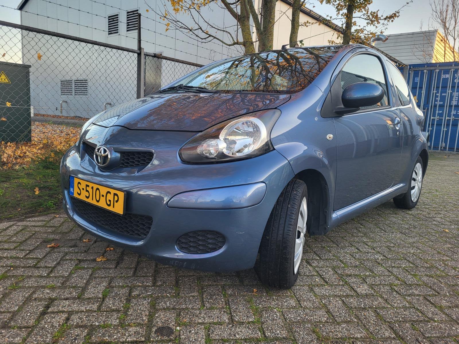 Toyota Aygo 1.0 12V Vvt-i 3DRS MMT 2009 Blauw, Auto's, Voorwielaandrijving, 68 pk, Handgeschakeld, Particulier