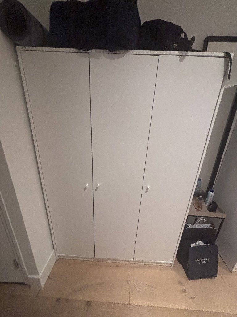 Ikea Kleppstad Wardrobe with 3 Doors, Huis en Inrichting, Kasten | Kledingkasten, Ophalen, Gebruikt, 100 tot 150 cm, 200 cm of meer