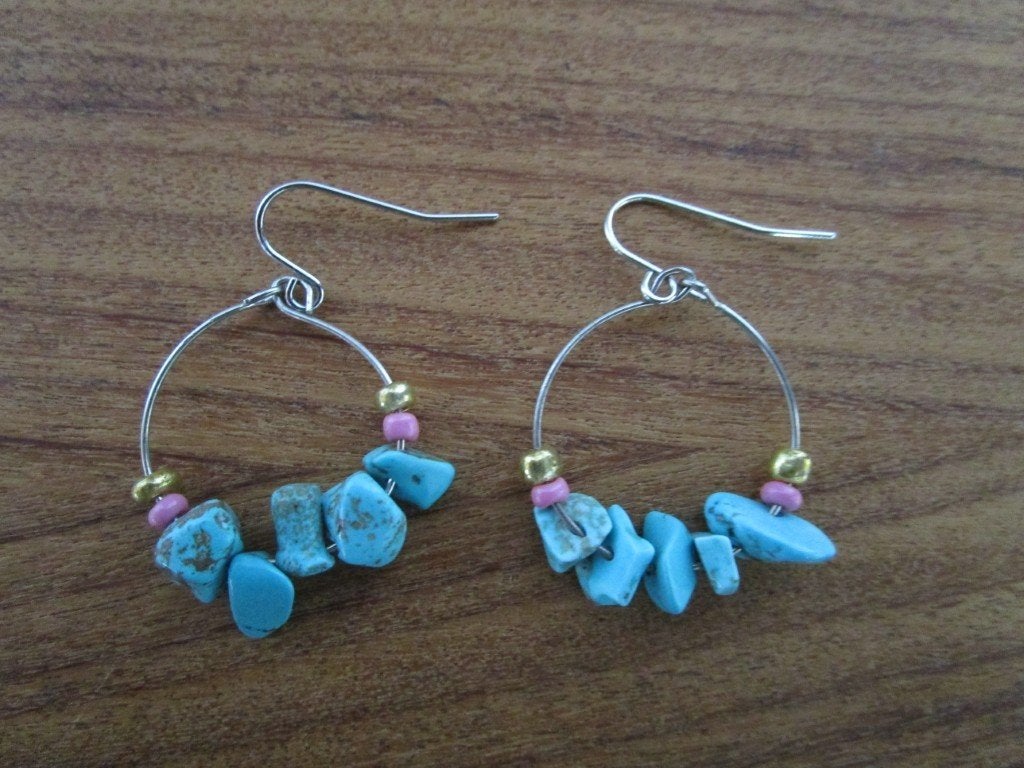 Nr.53: Oorbellen nieuw blauwe steentjes en gekleurd kraaltje, Overige materialen, Hangers, Overige kleuren, Nieuw