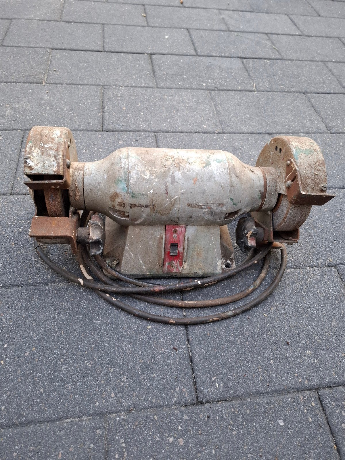 Oude Masco Werkbankslijpmachine, Doe-het-zelf en Verbouw, Gereedschap | Slijpmachines, Ophalen of Verzenden, Gebruikt, Minder dan 700 watt