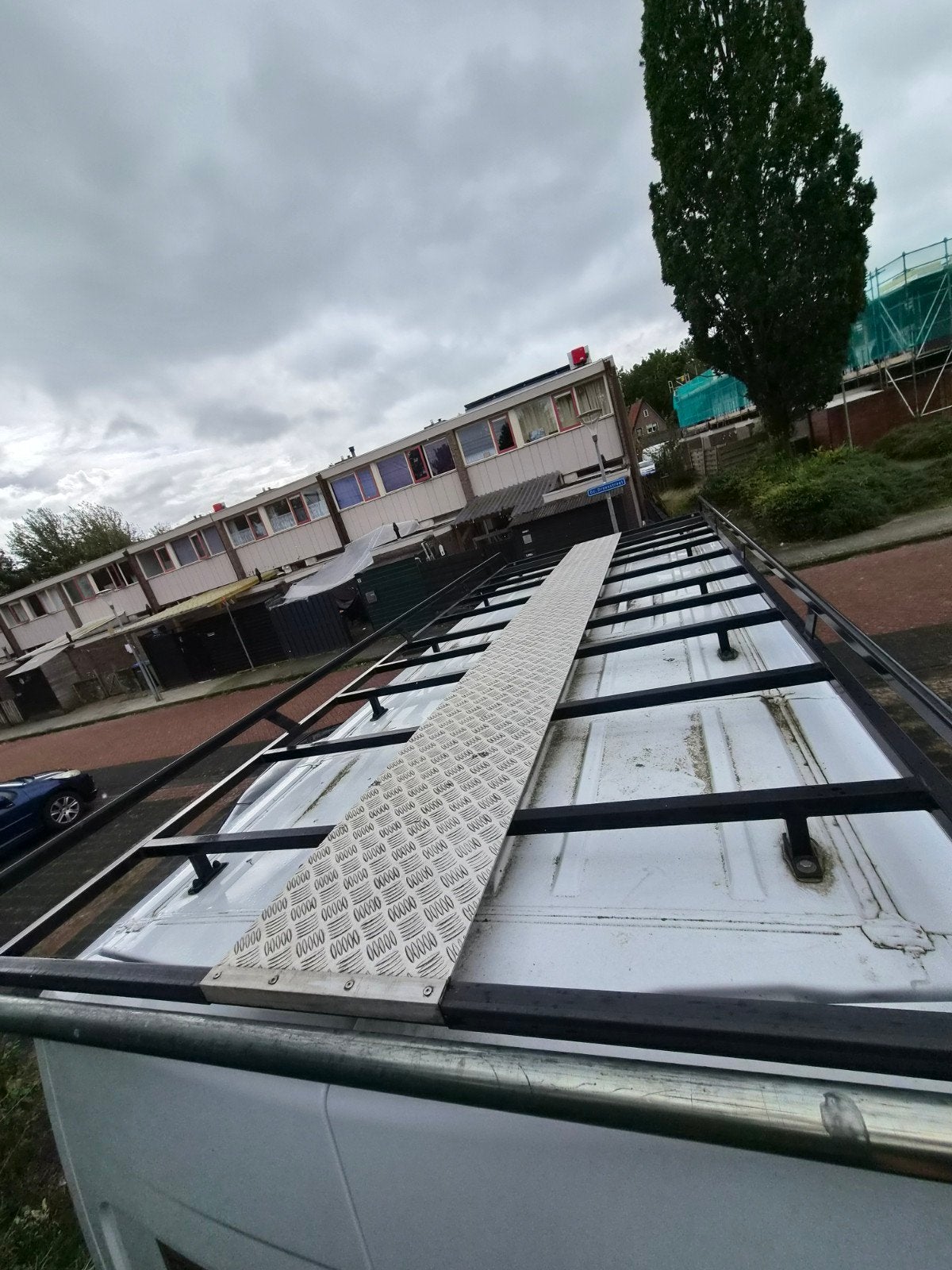 Renault Master imperiaal + ladder/trap – zeer nette complete, Ophalen, Zo goed als nieuw