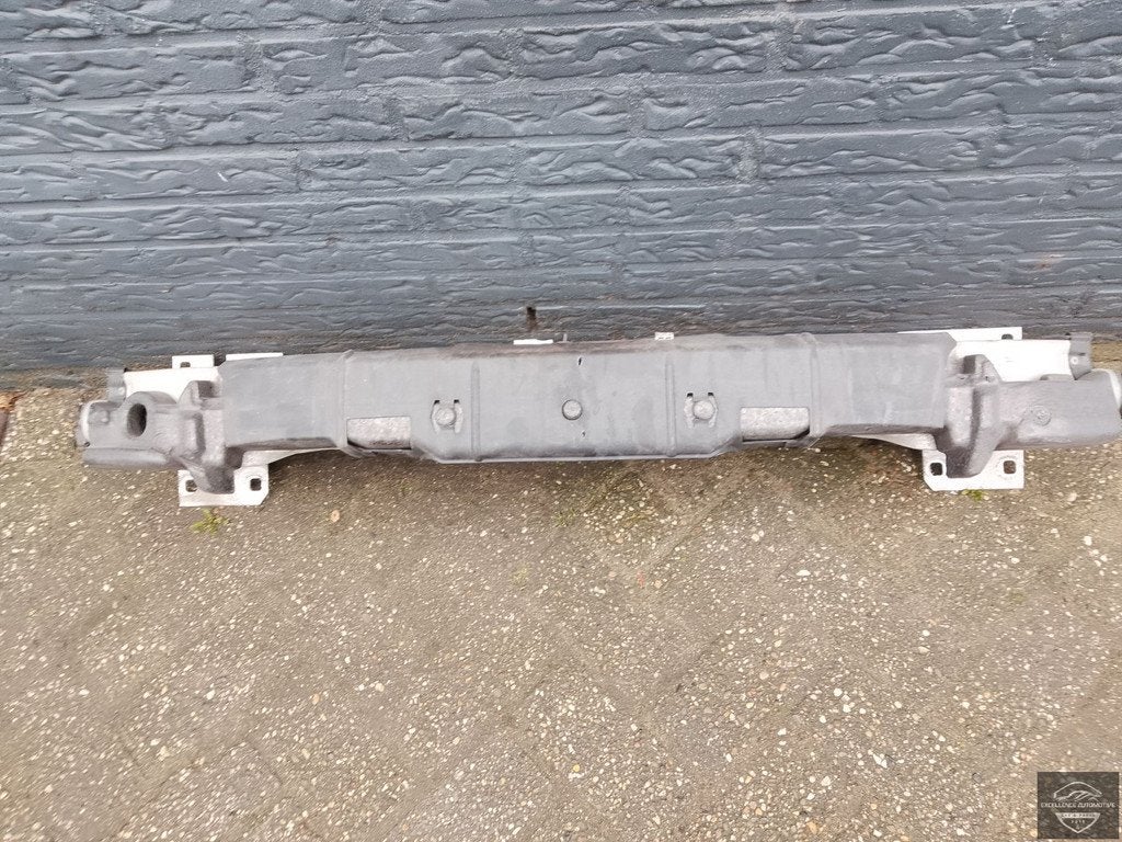 Audi A3 8V 2013-2021 Bumperbalk Balk Voor Compleet Origineel, Gebruikt, Voor, AUDI AG, Auto-Union-Strasse 1
85045  Ingolstadt, DE