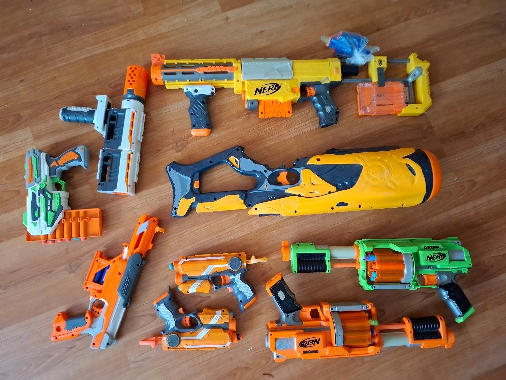 Veel nerfs, Verzamelen, Ophalen of Verzenden