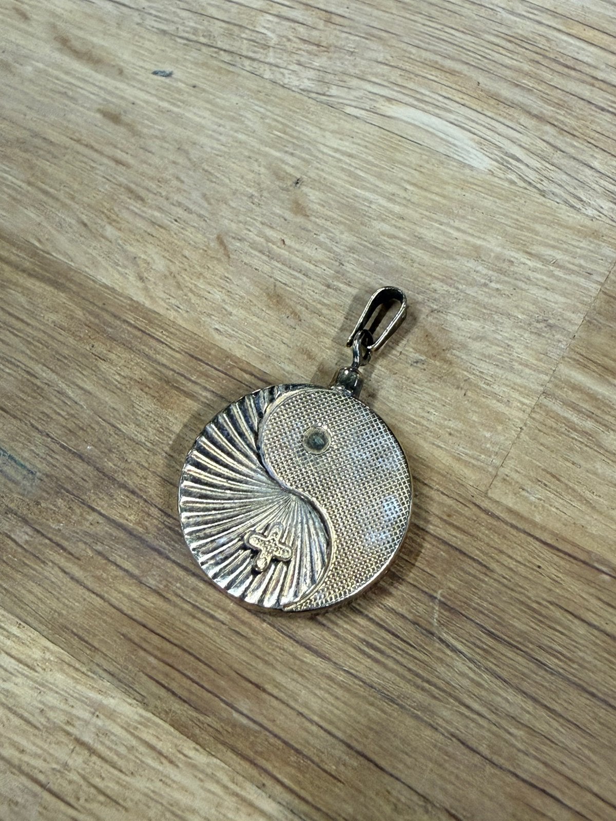 Biostabiel 2000 sterling zilver hanger vergulder versie., Sieraden, Tassen en Uiterlijk, Kettingen, Met hanger, Gebruikt, Biostabiel