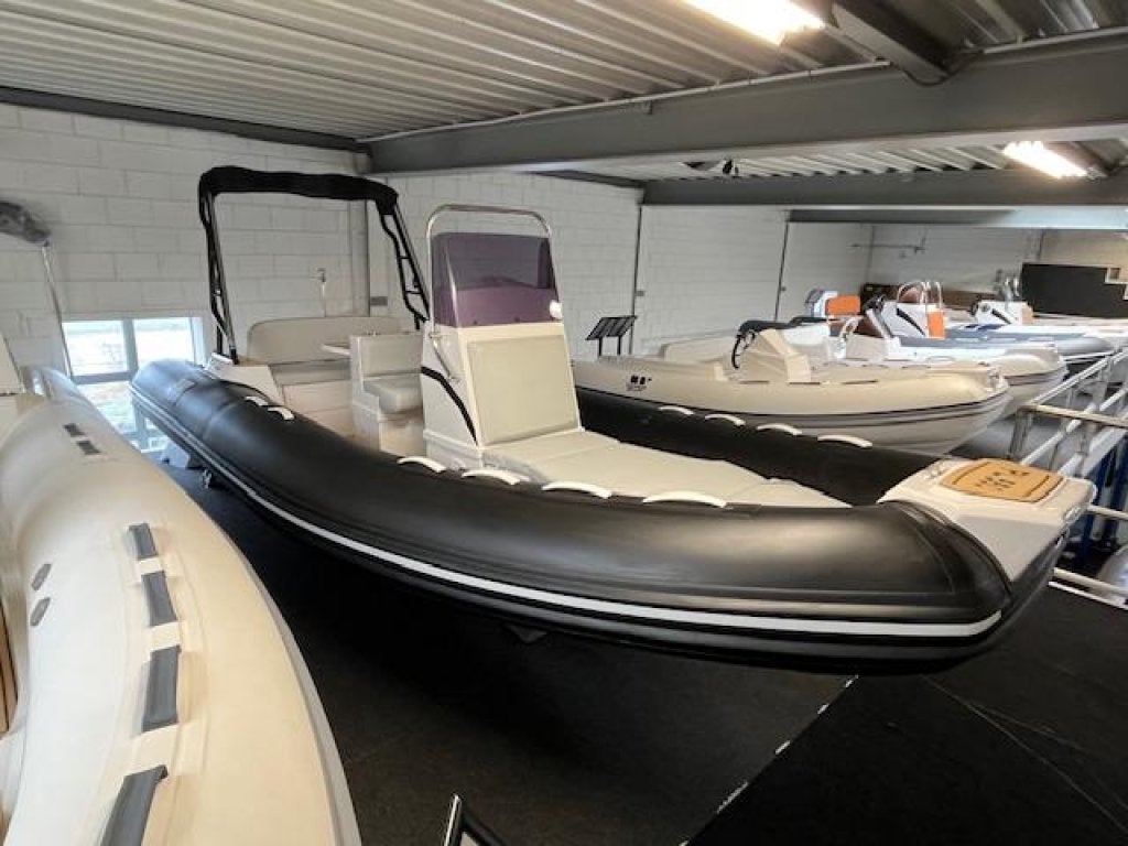 Foto 4 van Tiger Marine 550 proline NIEUW ZONDER MOTOR AANBIEDING