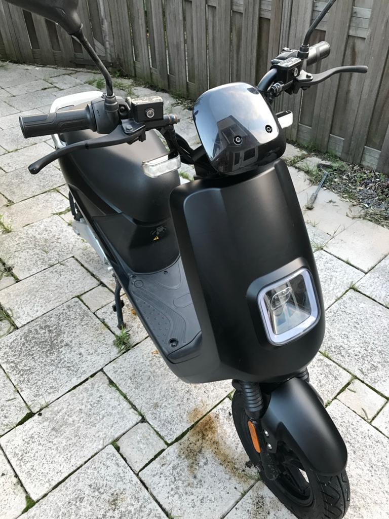 Elektrische scooter iva ego s4, Fietsen en Brommers, Snorfietsen en Snorscooters, Ophalen, Zo goed als nieuw, Elektrisch, Overige merken