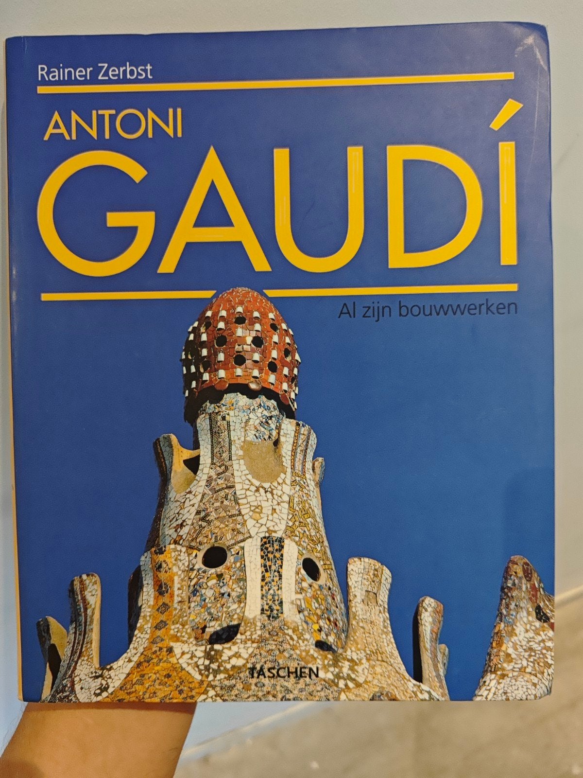 Antoni Gaudí: Al zijn bouwwerken - Rainer Zerbst (Taschen), Ophalen of Verzenden, Gelezen