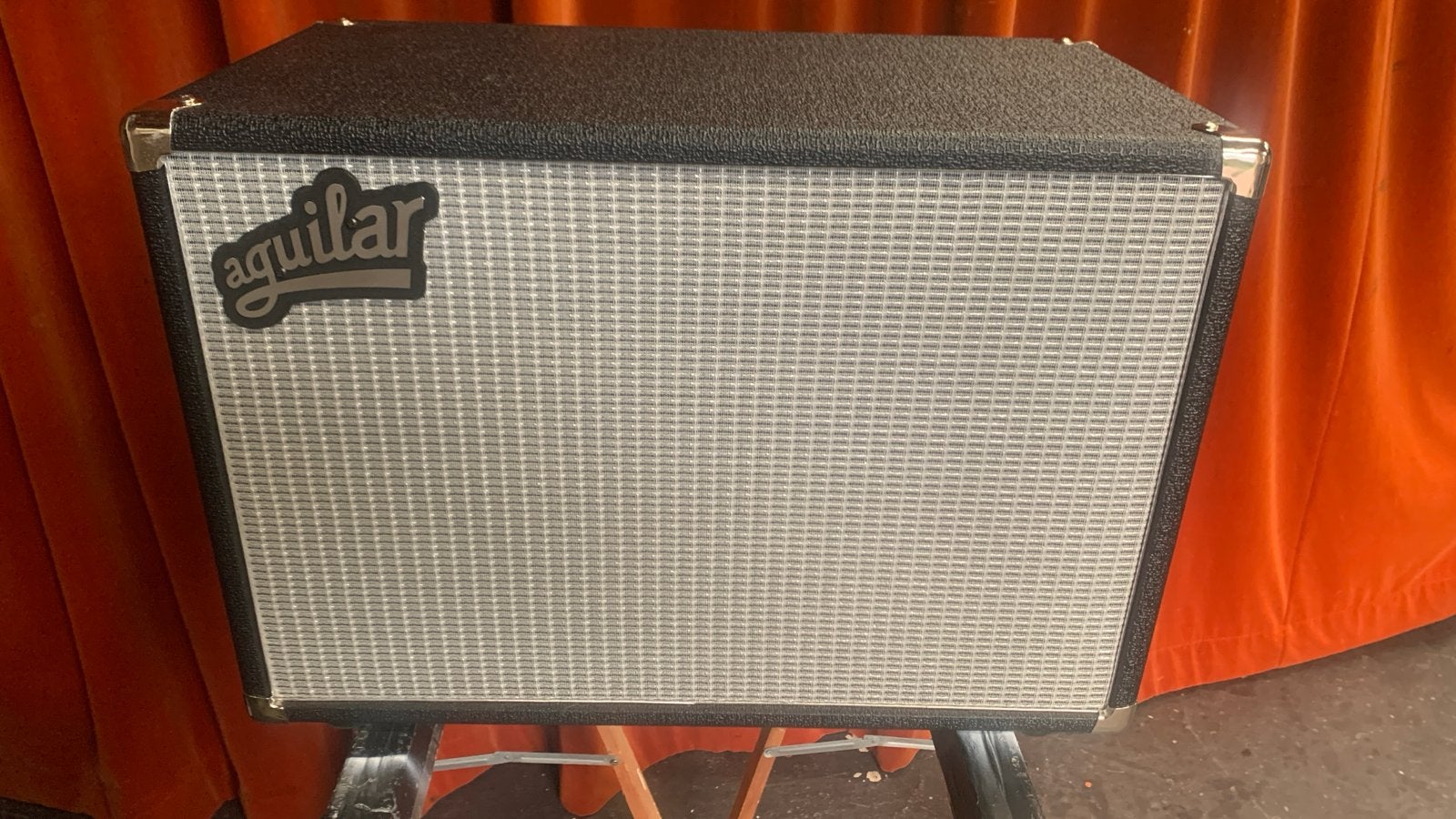 Aguilar DB 210 basgitaar cabinet - 350W, 8 Ohm