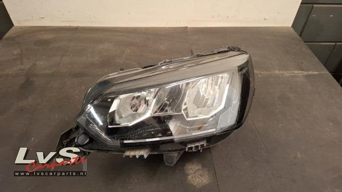 Koplamp links van een Peugeot 2008, Gebruikt, -, -, Ophalen of Verzenden