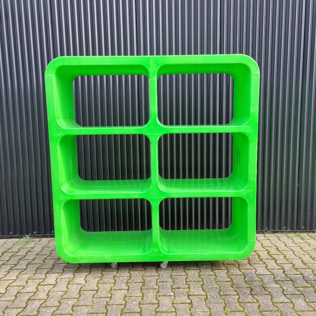 Kiss the Future Storage Unit, Ophalen, Gebruikt, Wild & Lethal Trash, 150 tot 200 cm