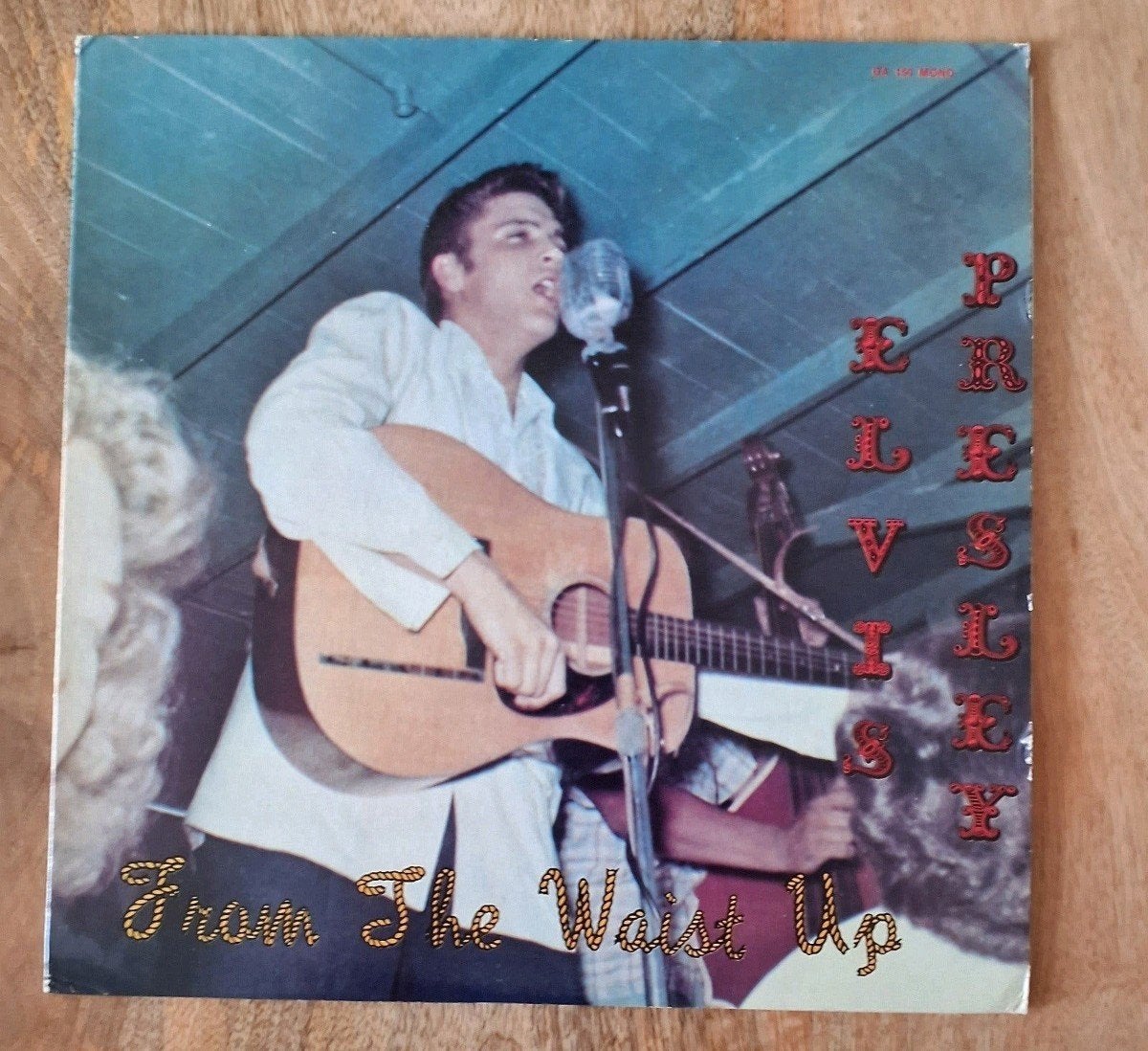 Elvis Presley From the waist up (bootleg lp), Ophalen of Verzenden, Gebruikt, 12 inch, LP