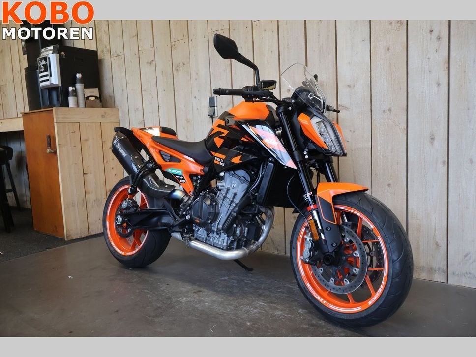 KTM 890 DUKE GP (bj 2022), 2 cilinders, Motorrijbewijs A, Bedrijf, Onbekend