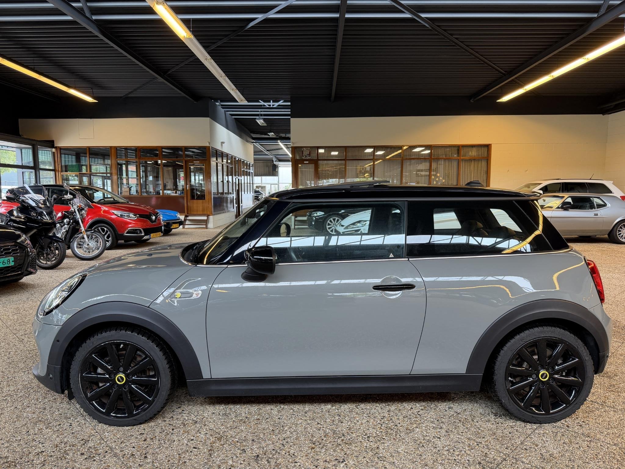 MINI Electric Yours 33 kWh | Pano | HUD | Harman & Kardon |, Automatische klimaatregeling, 33 kWh, 4 stoelen, Mini Electric