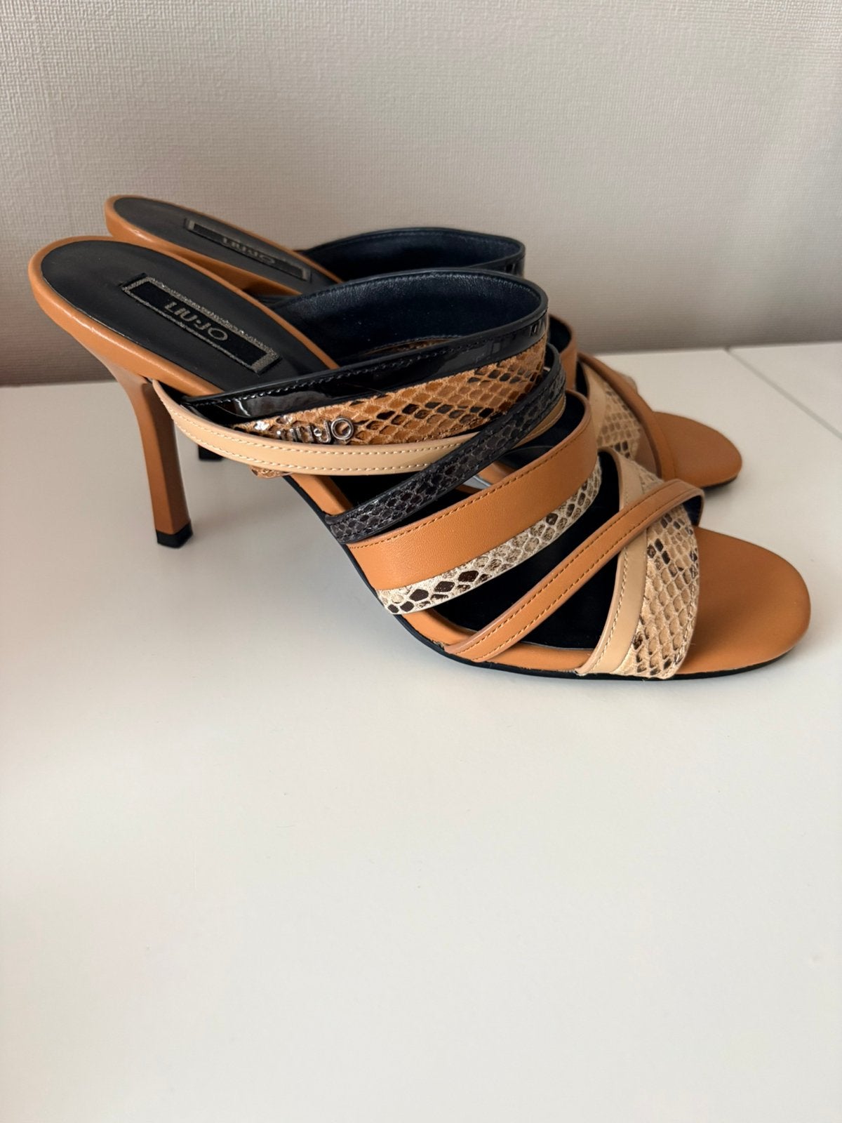 Liu jo schoenen nieuw, Verzenden, Zwart, Nieuw, Sandalen of Muiltjes