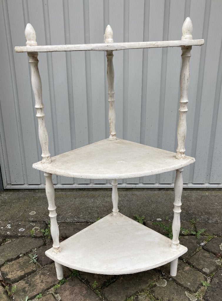 Brocante houten hoek etagère / wit, Huis en Inrichting, Woonaccessoires | Etagères, Ophalen, ---, ---, ---
