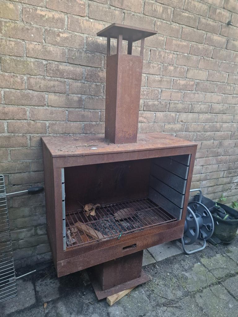 Robuuste buitenhaard/BBQ van cortenstaal, Tuin en Terras, Ophalen, Gebruikt, Vuurkorf