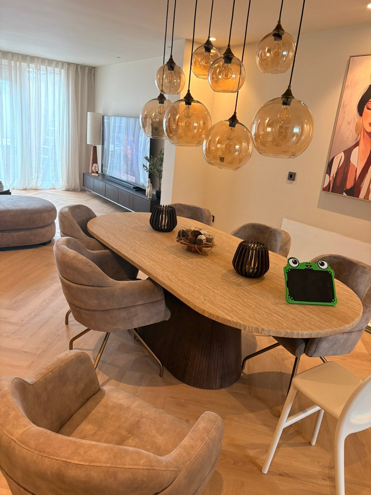 Nieuwe eettafel